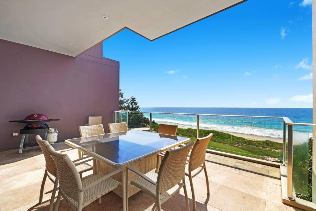 Апартаменти Beach And Ocean Front Penthouse With Wifi And Parking Entrance Екстер'єр фото